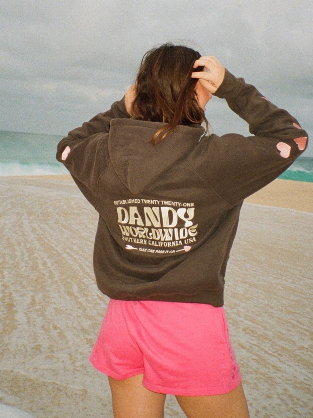 Dandy Worldwide Embroidered Heart Hoodie Medium - Picture 2 of 5